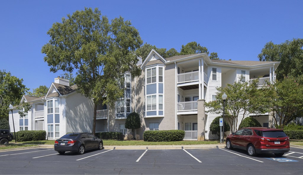 Whitehall Estates Apartments, 2400 Whitehall Estates Drive, Charlotte